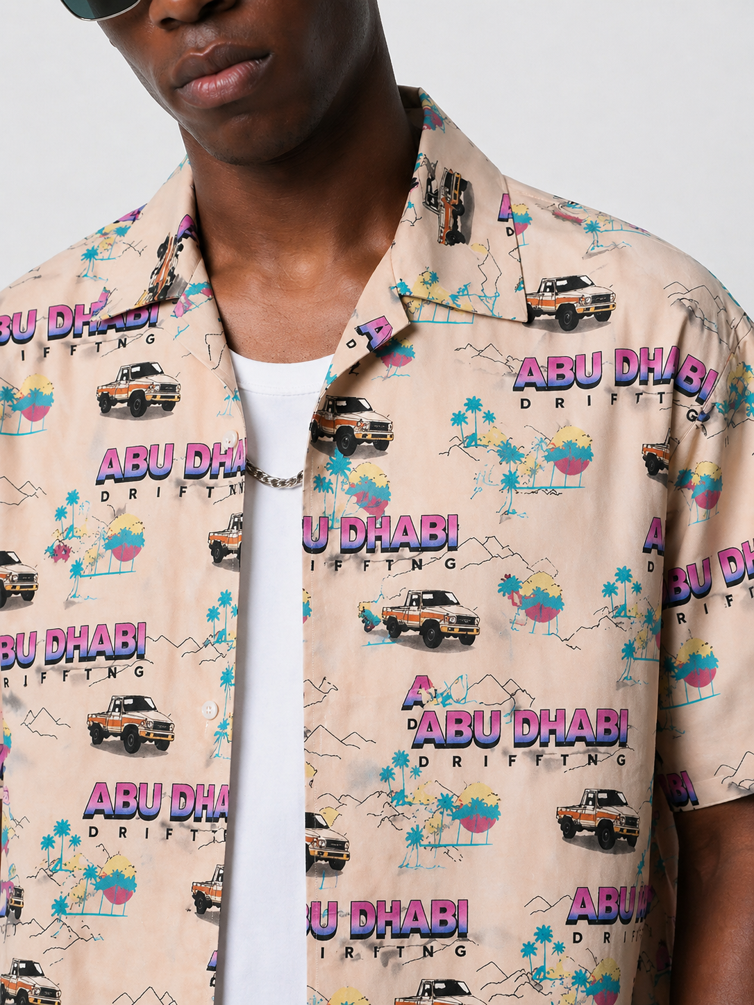 Abu Dhabi Drifting Hawaiian shirt, detail view
