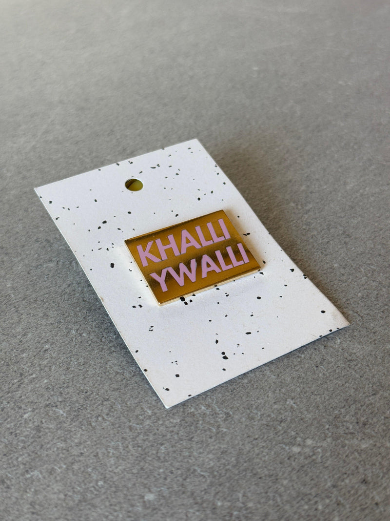 Khalli Yiwalli Luxe pin, close-up