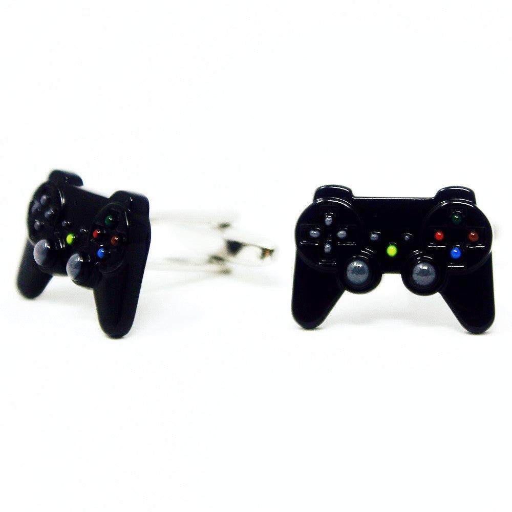 Game controller cufflinks, detail