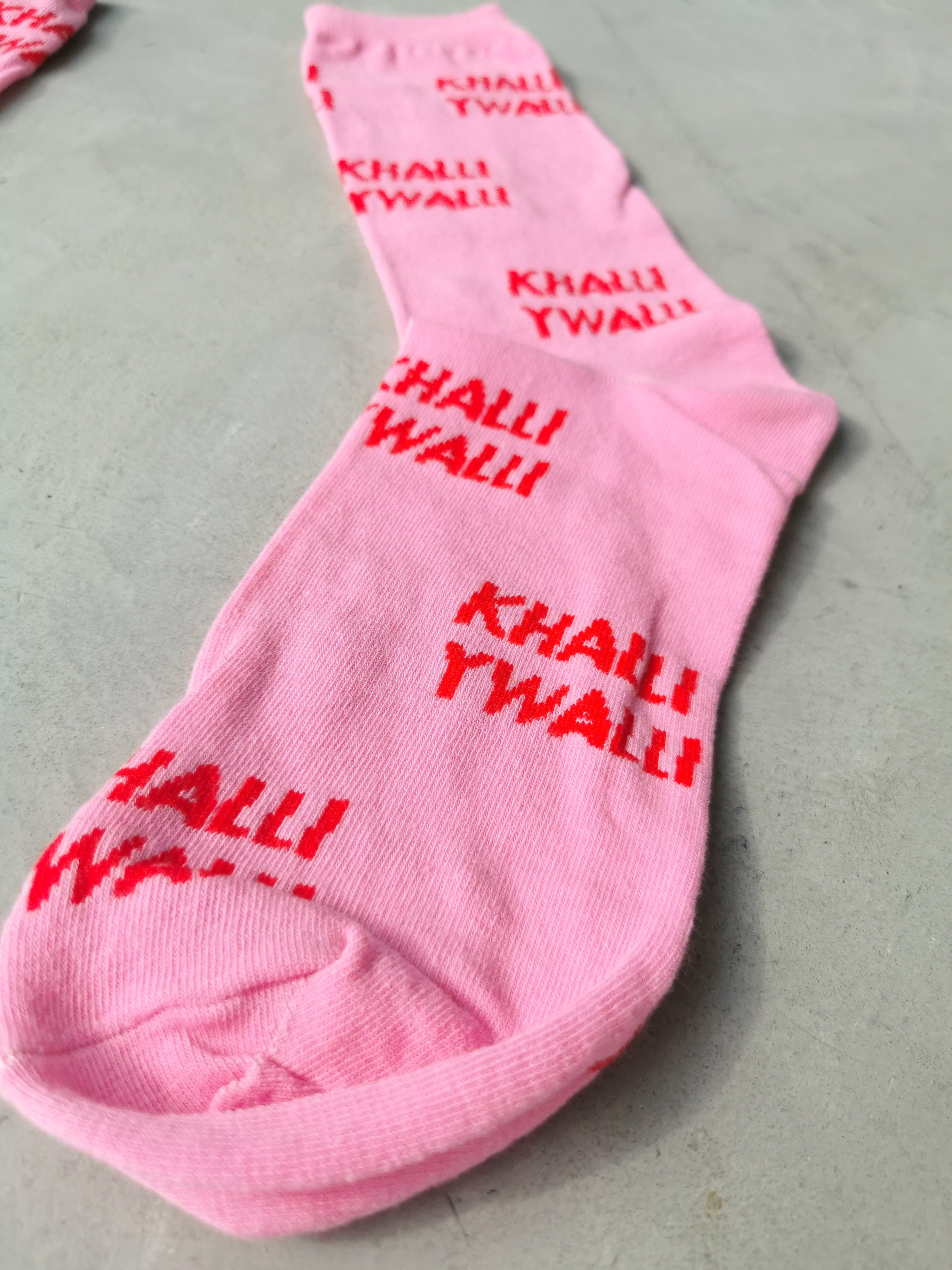 Khalli Ywalli Pink Socks