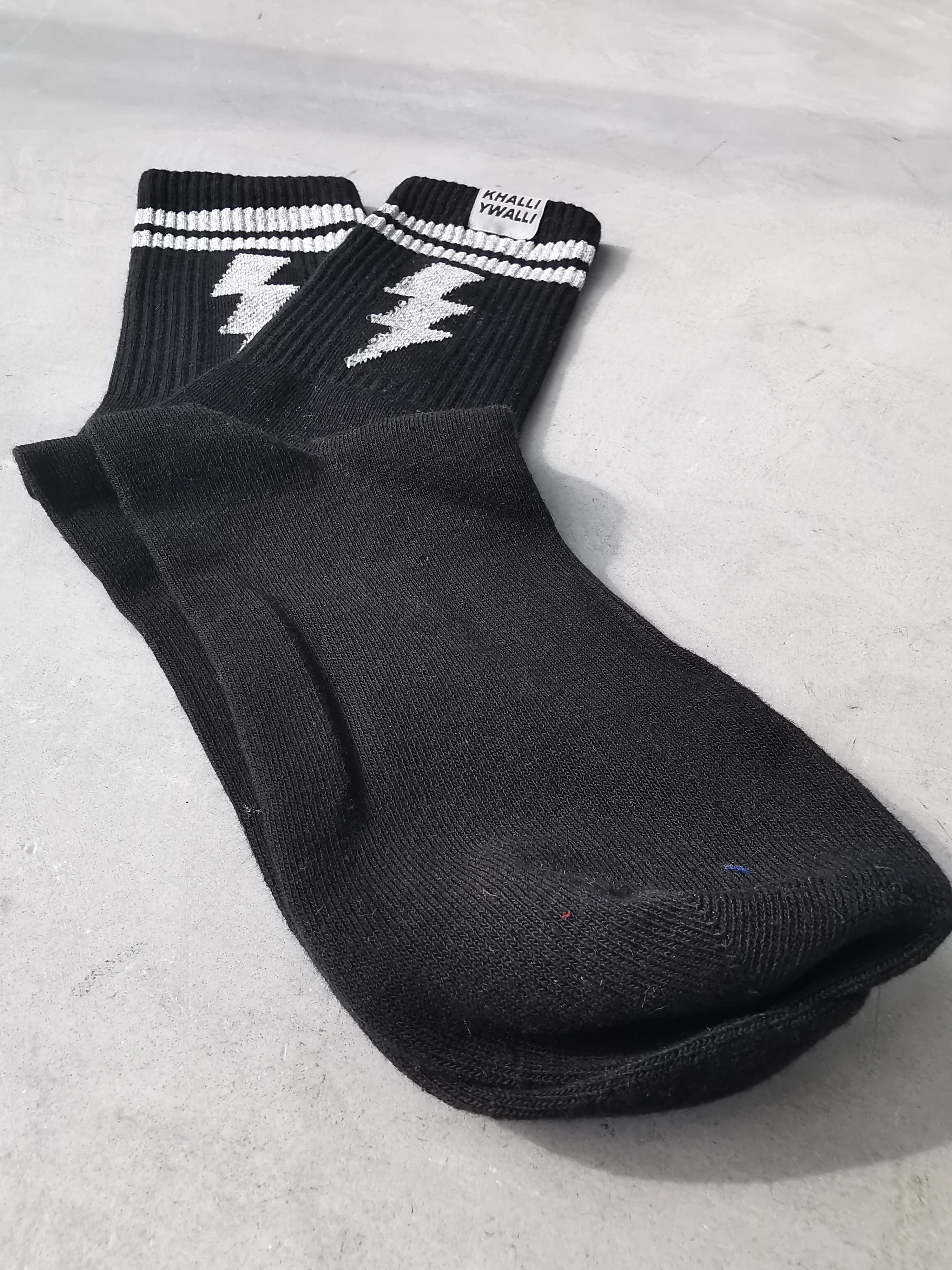 Khalli Yiwalli Reflective Socks – 3M Edition