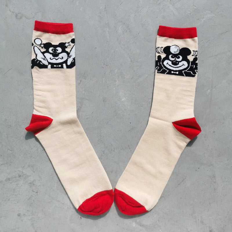 Japanese cat gum socks in beige by Elbotik, pair