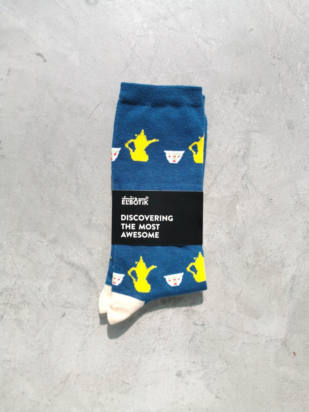 Arabic coffee socks, pattern detail